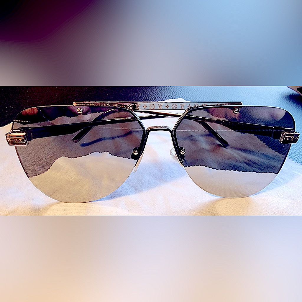 Authentic Men's Louis Vuitton Sunglasses